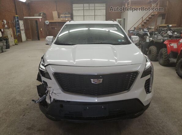 1GYFZFR44PF105666 2023 CADILLAC XT4 White Widok z przodu