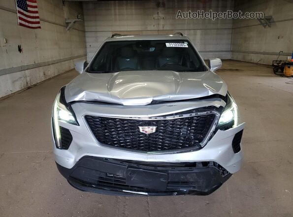 1GYFZFR47LF133990 2020 CADILLAC XT4 Silver Front view
