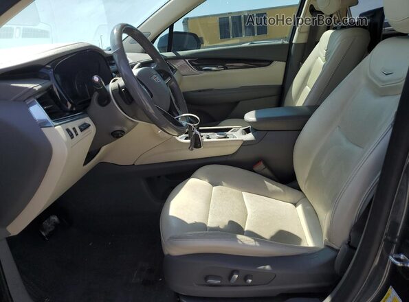 1GYKPCRS9LZ150273 2020 CADILLAC OTHER Gray წინა სალონის ხედი