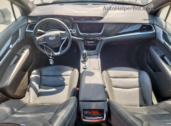 1GYKPDRS6PZ148993 2023 CADILLAC OTHER Серебряный Вид панели приборов