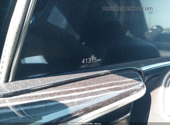 1GYS4PKL2PR144436 2023 CADILLAC ESCALADE White Vista interior de 360 grados