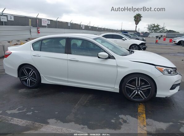 1HGCR2F53GA218604 2016 HONDA ACCORD White Rear interior view
