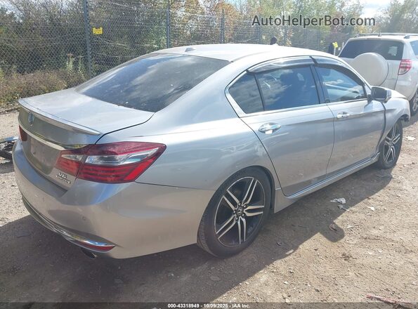1HGCR3F95HA001047 2017 HONDA ACCORD Серебряный Задняя правая четверть
