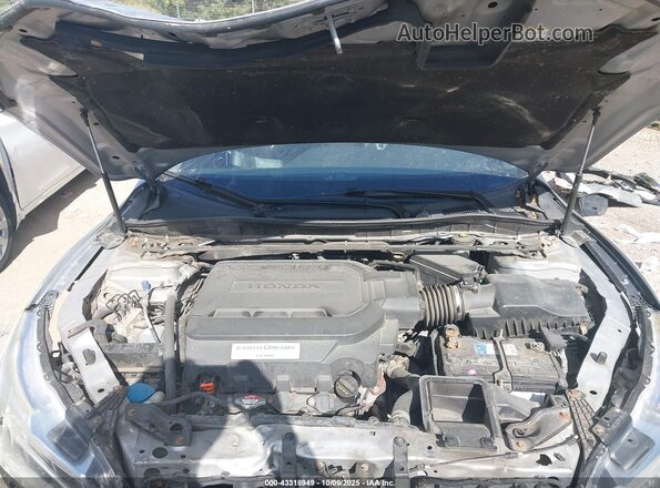 1HGCR3F95HA001047 2017 HONDA ACCORD Серебряный Вид сзади