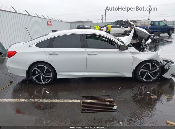 1HGCV1F34NA103754 2022 HONDA ACCORD White Rear interior view