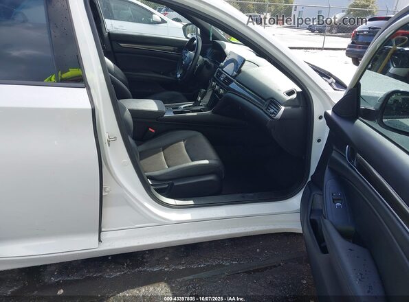 1HGCV1F36LA094956 2020 HONDA ACCORD White Front interior view