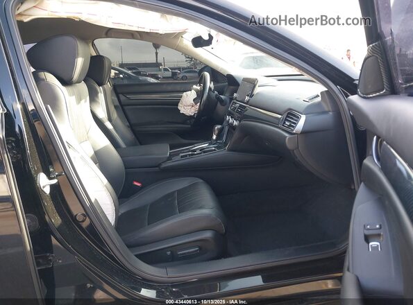1HGCV1F40NA017494 2022 HONDA ACCORD Black Вид салону спереду