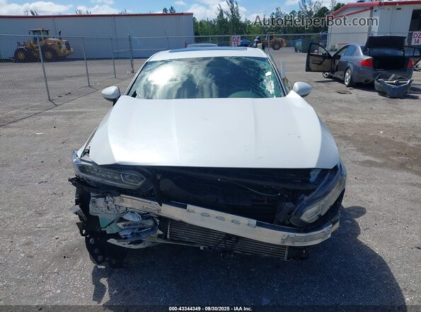 1HGCV1F46LA056166 2020 HONDA ACCORD White Widok z przodu