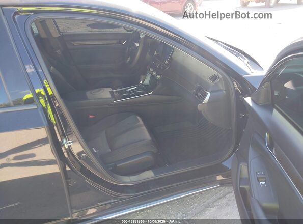1HGCV1F49JA168358 2018 HONDA ACCORD Black Front interior view