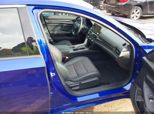 1HGCV2F39NA000948 2022 HONDA ACCORD Синий Вид салона спереди