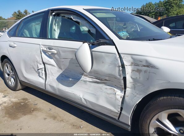 1HGCY1F29RA067855 2024 HONDA ACCORD Белый Вид спереди