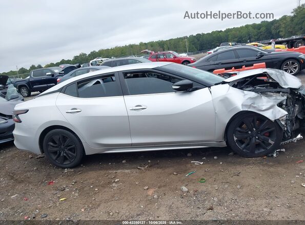 1N4AA6AV3KC360899 2019 NISSAN MAXIMA Silver Սարքավորումների վահանակի տեսք