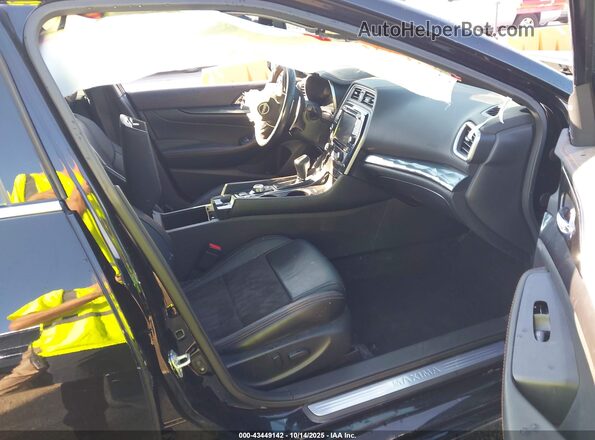 1N4AA6EV3PC511533 2023 NISSAN MAXIMA SR Черный Вид салона спереди