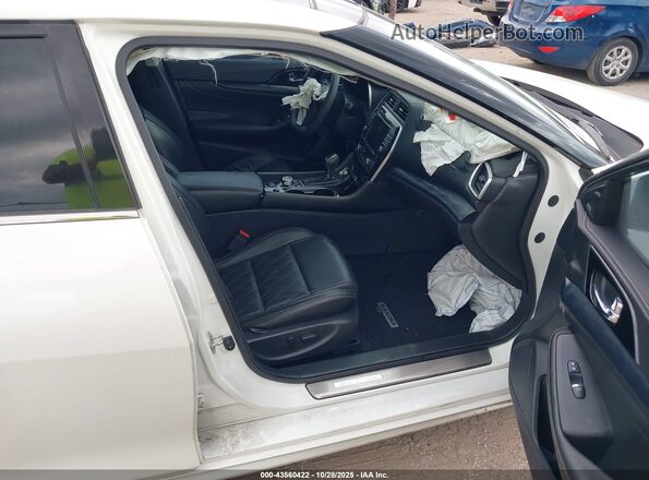 1N4AA6FV3PC503012 2023 NISSAN MAXIMA PLATINUM White Вид салону спереду