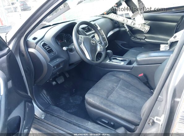 1N4AL3AP0GC250586 2016 NISSAN ALTIMA Gray Вид салону спереду