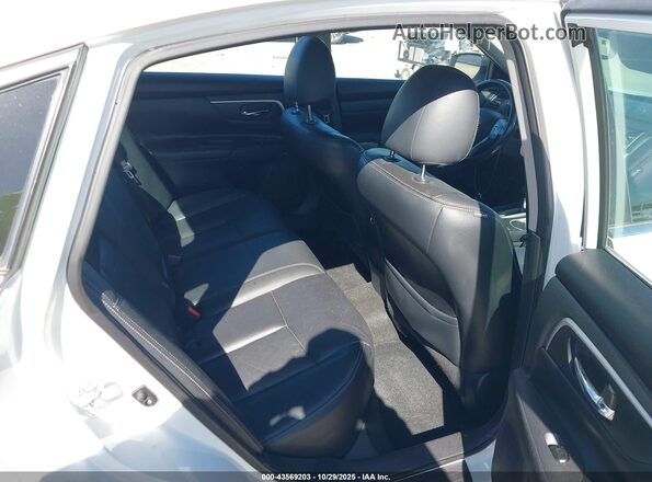 1N4AL3AP0JC205574 2018 NISSAN ALTIMA White Widok naklejki z numerem VIN
