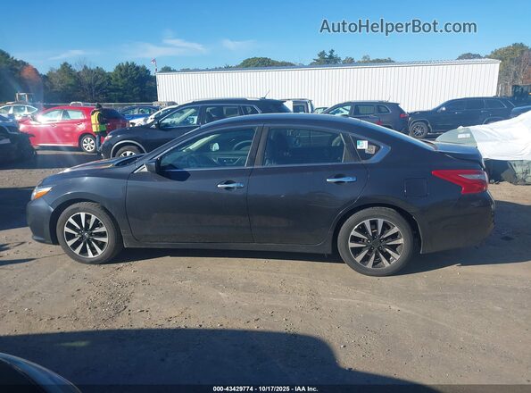1N4AL3AP0JC240678 2018 NISSAN ALTIMA Gray Widok wnętrza 360 stopni
