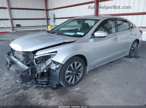1N4AL3AP1HC130202 2017 NISSAN ALTIMA Silver წინა მარცხენა ხედი სამი მეოთხედიდან