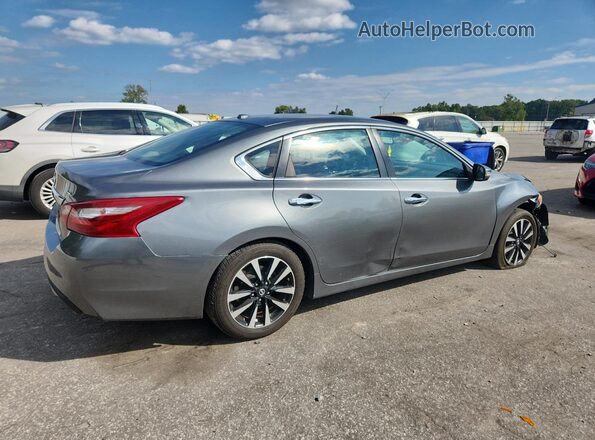 1N4AL3AP4JC153317 2018 NISSAN ALTIMA Серебряный Задняя правая четверть