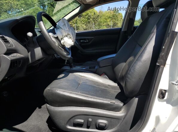 1N4AL3AP7GC116769 2016 NISSAN ALTIMA White 