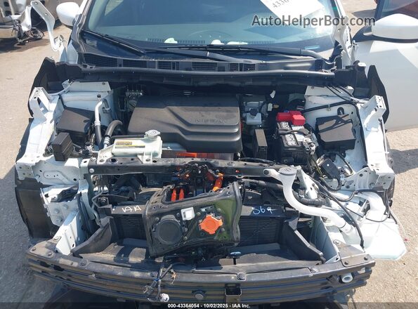 1N4AZ1BV8PC560937 2023 NISSAN LEAF White Widok z tyłu