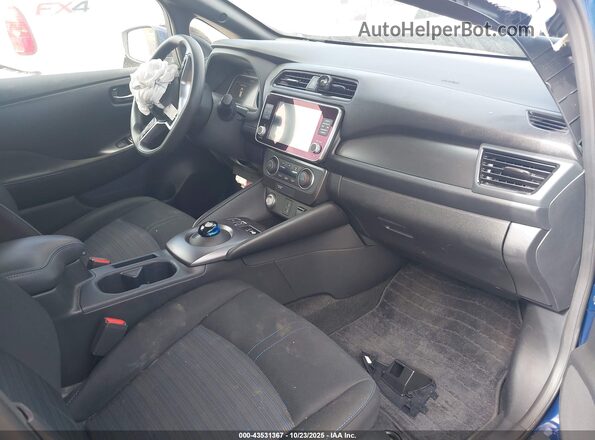 1N4AZ1BV9SC565489 2025 NISSAN LEAF Blue Vista interior delantera