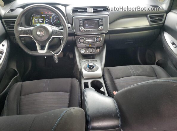 1N4AZ1CP2KC303412 2019 NISSAN LEAF Серый Вид панели приборов