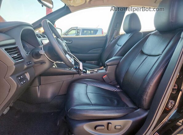1N4AZ1CV1MC551779 2021 NISSAN LEAF Черный Вид салона спереди