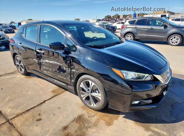 1N4AZ1CV1MC551779 2021 NISSAN LEAF Черный Передняя правая четверть