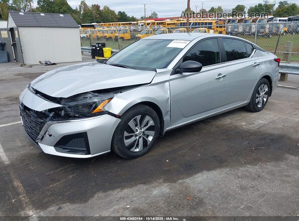 1N4BL4BV2RN393392 2024 NISSAN ALTIMA Gray Առջևի ձախ երեք քառորդ տեսարան