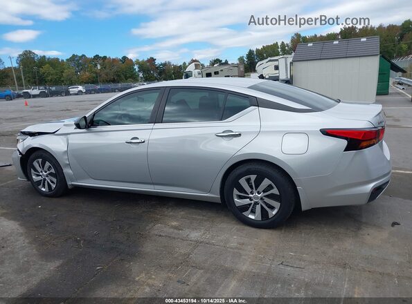 1N4BL4BV2RN393392 2024 NISSAN ALTIMA Gray Սալոնի 360 աստիճան տեսք