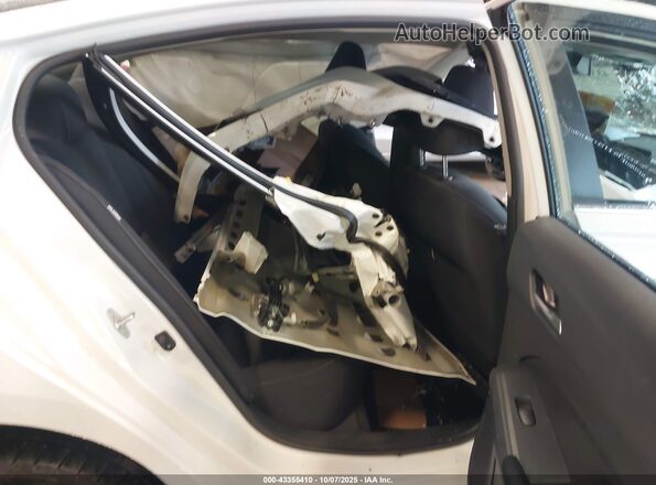 1N4BL4BV3MN420916 2021 NISSAN ALTIMA White 