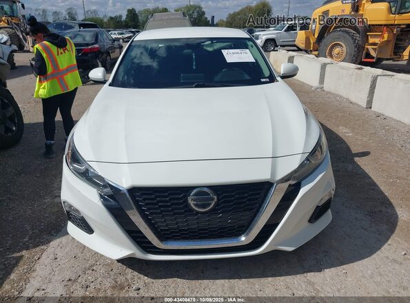 1N4BL4BV4LC154865 2020 NISSAN ALTIMA White ხელსაწყოთა პანელის ხედი