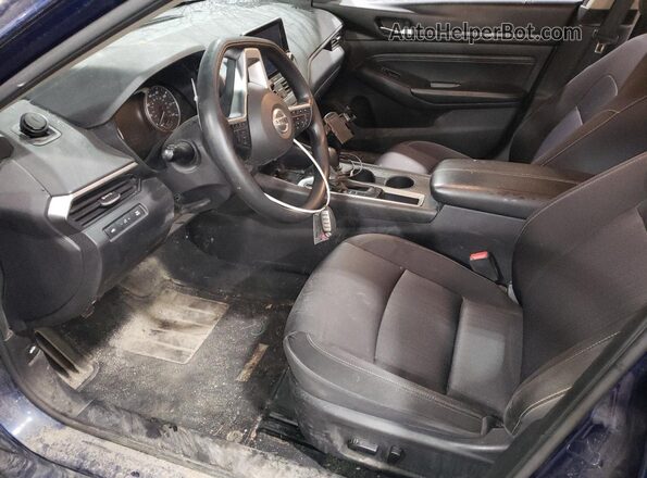 1N4BL4BV7LC210667 2020 NISSAN ALTIMA Blue Front interior view