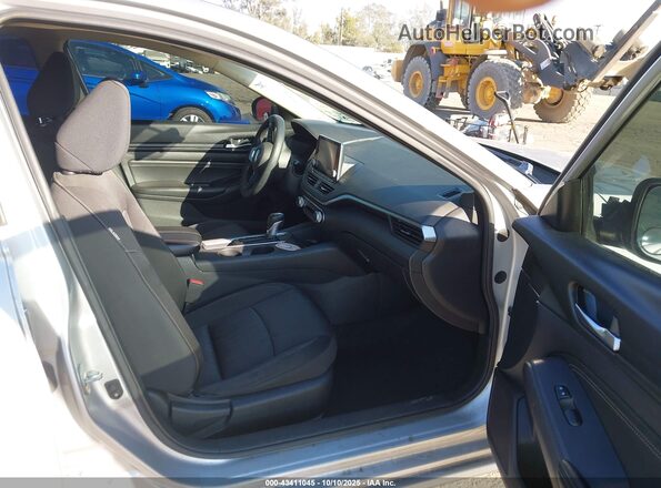 1N4BL4BV8LC273695 2020 NISSAN ALTIMA Silver Widok wnętrza z przodu
