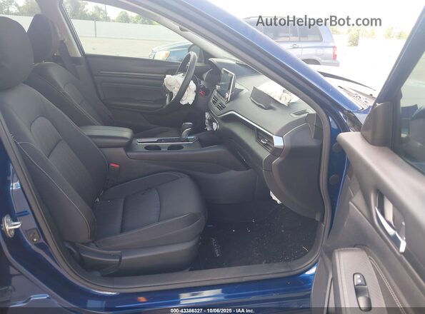1N4BL4BV9LC277173 2020 NISSAN ALTIMA Blue Front interior view