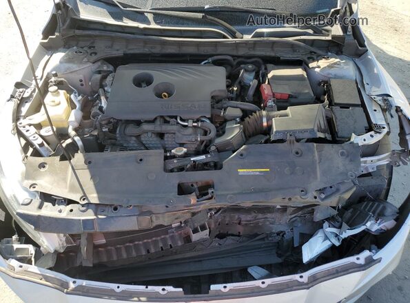1N4BL4BVXLC261256 2020 NISSAN ALTIMA Silver Rear interior view