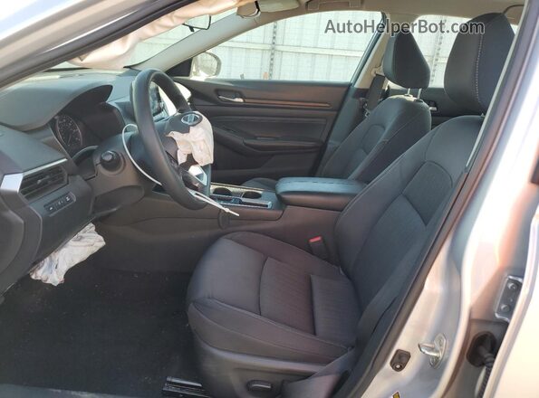 1N4BL4BVXLC261256 2020 NISSAN ALTIMA Silver Front interior view