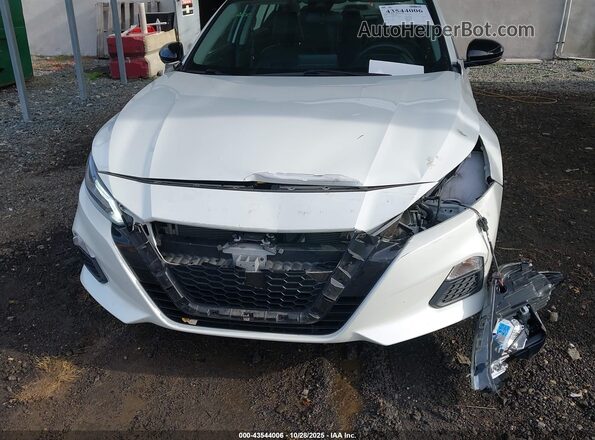 1N4BL4CV0MN408186 2021 NISSAN ALTIMA White Widok z przodu