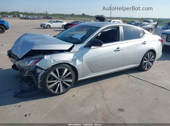 1N4BL4CV3LC132189 2020 NISSAN ALTIMA Silver Առջևի ձախ երեք քառորդ տեսարան