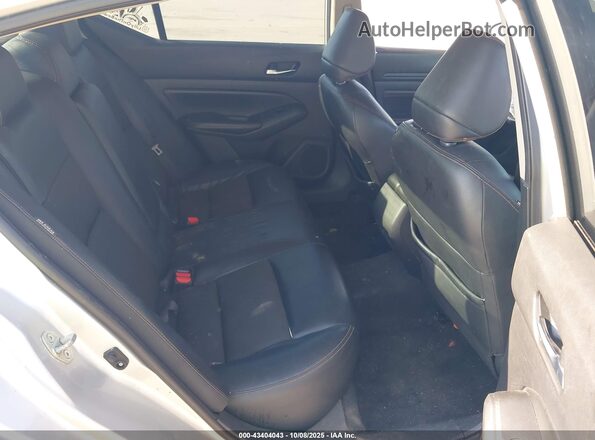 1N4BL4CV3LC132189 2020 NISSAN ALTIMA Silver VIN կոդի պիտակի տեսք