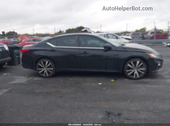 1N4BL4CV6LC283138 2020 NISSAN ALTIMA Black Widok wnętrza z tyłu