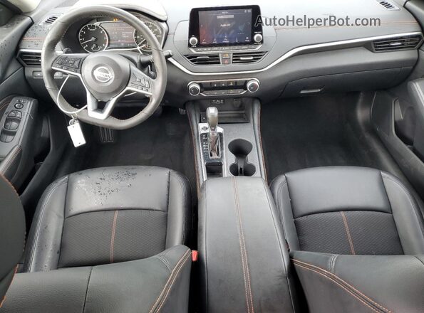 1N4BL4CV7NN406470 2022 NISSAN ALTIMA Black Dashboard view
