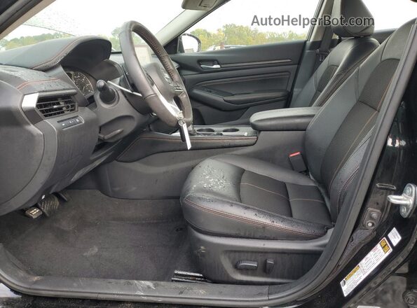 1N4BL4CV7NN406470 2022 NISSAN ALTIMA Black Front interior view