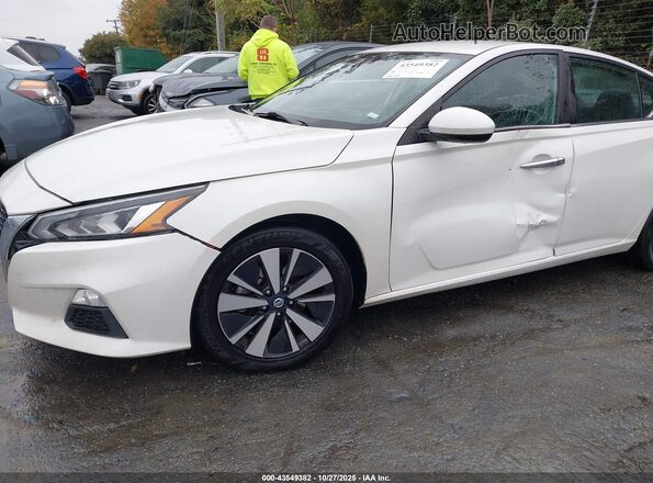 1N4BL4DV1MN387962 2021 NISSAN ALTIMA White 