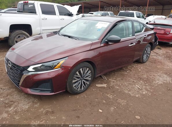 1N4BL4DV6SN324546 2025 NISSAN ALTIMA Burgundy Vista tres cuartos delantera izquierda