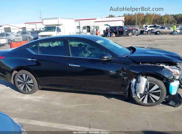 1N4BL4DV7LC202890 2020 NISSAN ALTIMA Black Widok wnętrza z tyłu