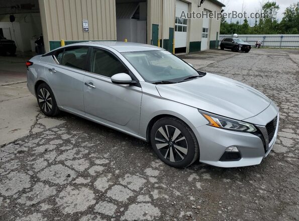 1N4BL4DV7NN403258 2022 NISSAN ALTIMA Серебряный Передняя правая четверть