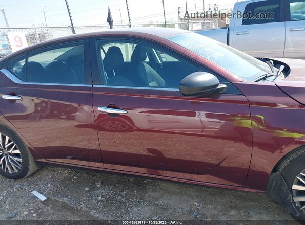 1N4BL4DVXSN375029 2025 NISSAN ALTIMA Maroon Widok wnętrza 360 stopni