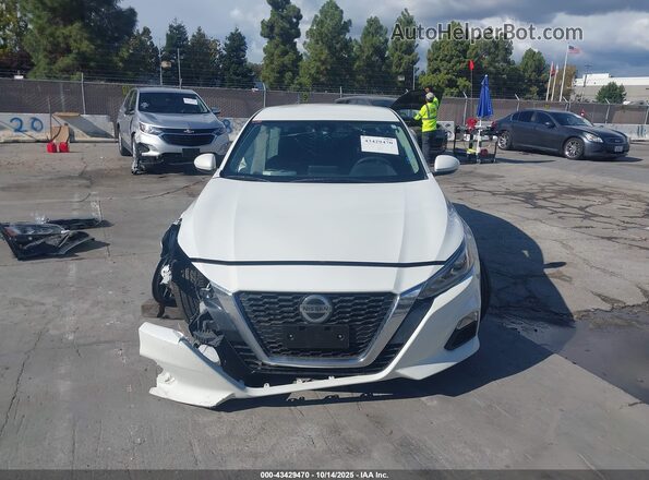 1N4BL4DW2NN358397 2022 NISSAN ALTIMA White Սարքավորումների վահանակի տեսք